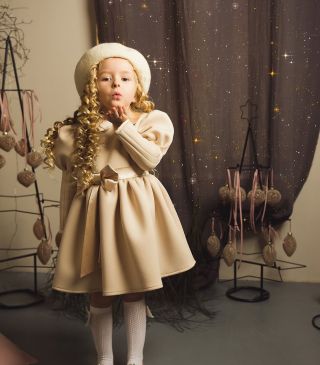 🎄Vianoce sú časom kúziel, radosti a krásnych chvíľ 🎄Doprajte svojim princeznám ten najkrajší vianočný outfit 🎄Naše detské...