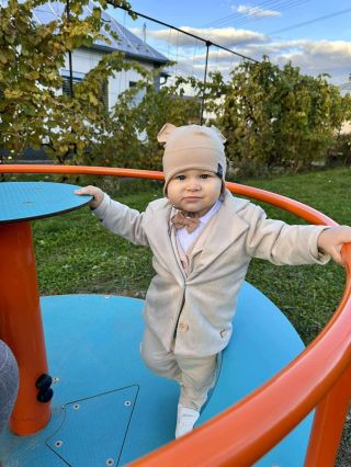 Chceme veľmi pekne poďakovať zákazníčke @miloslavakriso za dokonalé fotky synčeka, kde sme vyskladali outfit podľa jej...